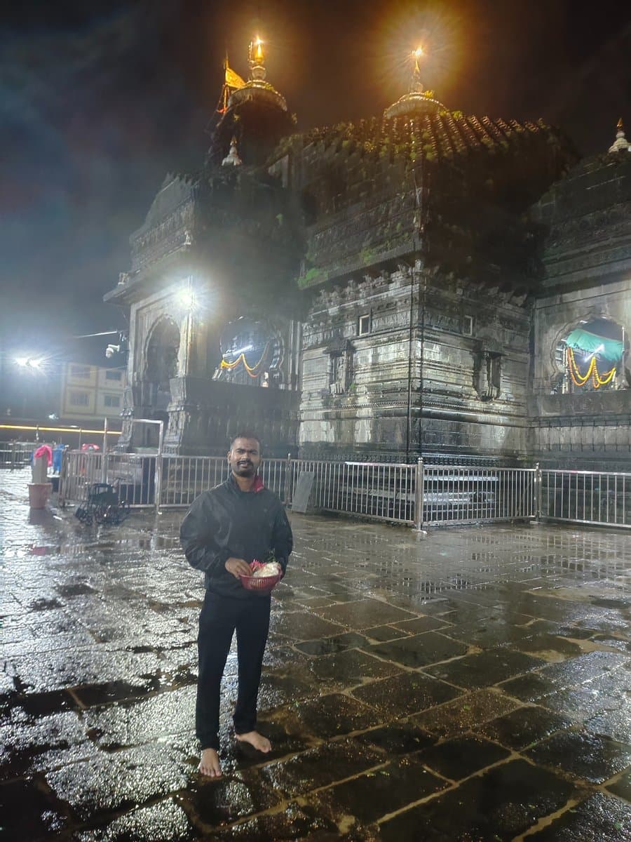 Trambakeshwar Mahadev Temple - image 1